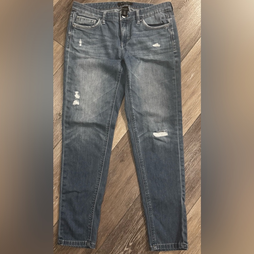 White House Black Market Girlfriend Jeans